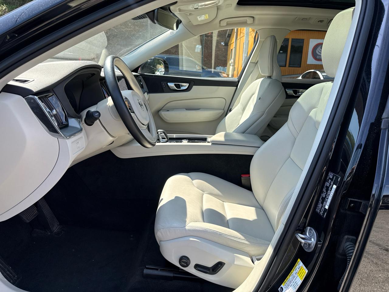 Volvo XC60 B5 Core AWD 2023