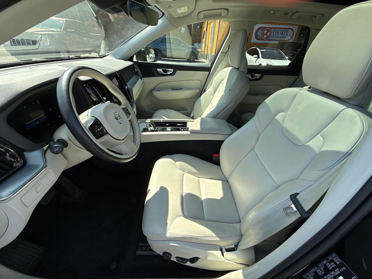 Volvo XC60 B5 Core AWD 2023