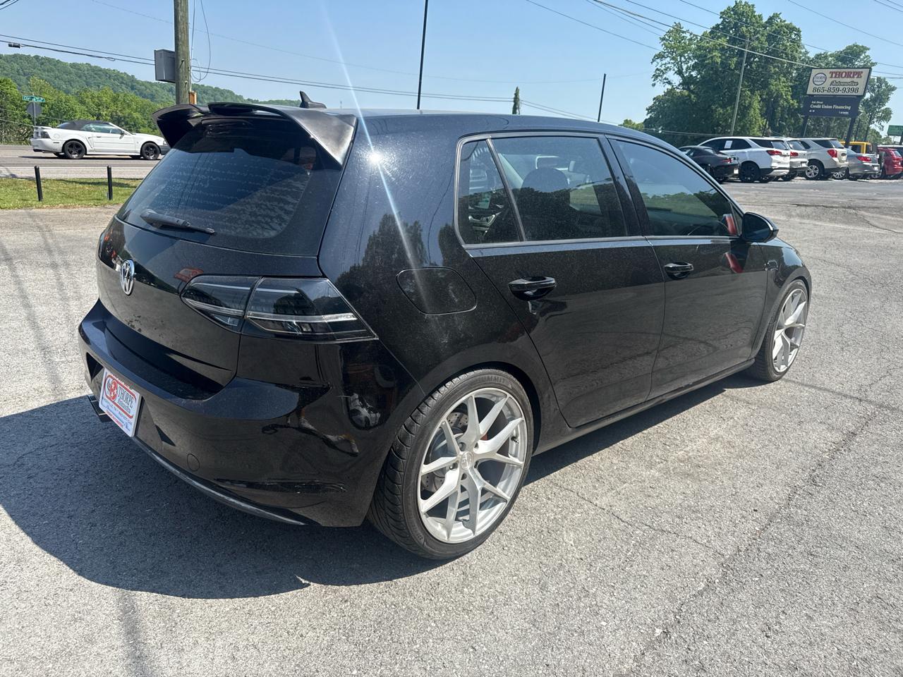 Volkswagen Golf TSI SE 6A 2016