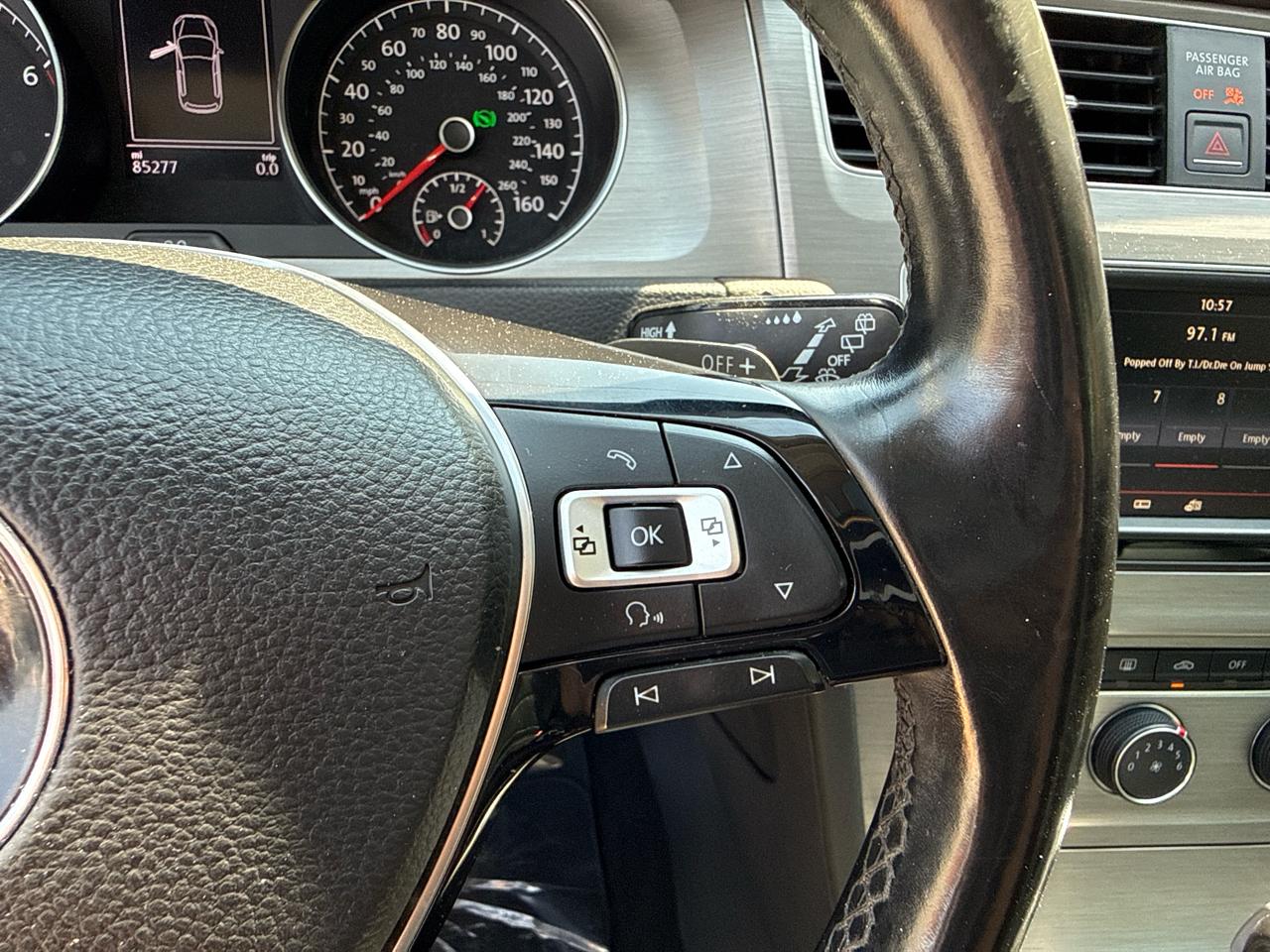 Volkswagen Golf TSI SE 6A 2016