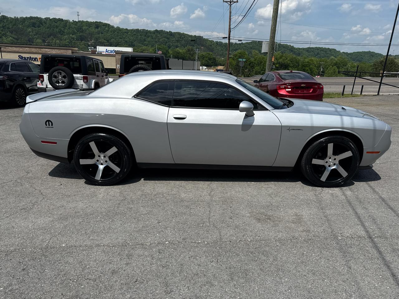 Dodge Challenger SXT 2019
