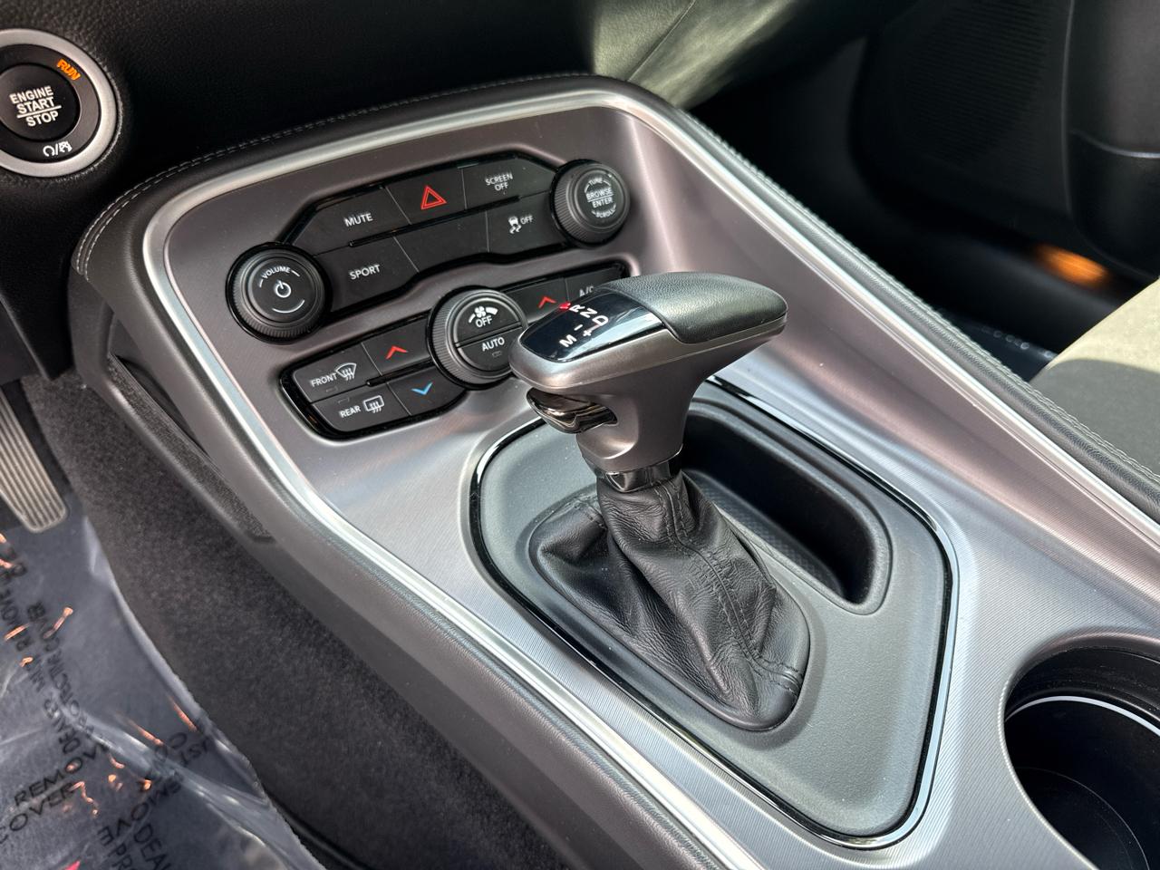 Dodge Challenger SXT 2019