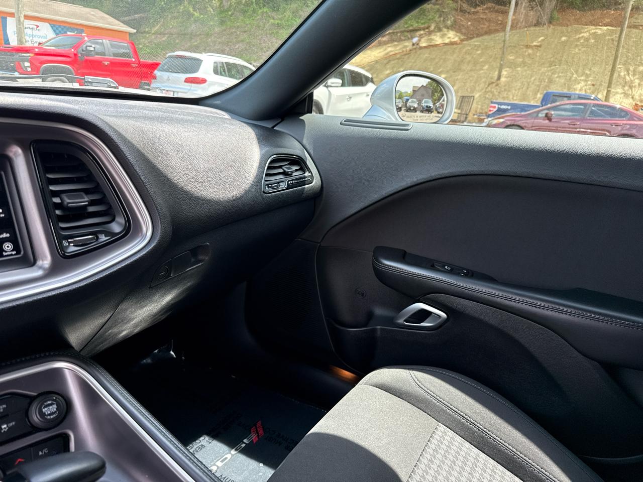 Dodge Challenger SXT 2019