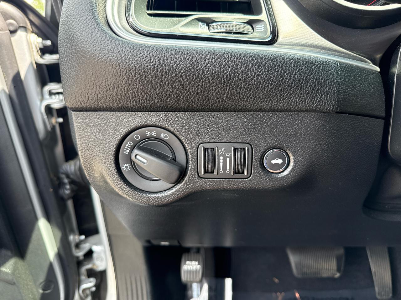 Dodge Challenger SXT 2019