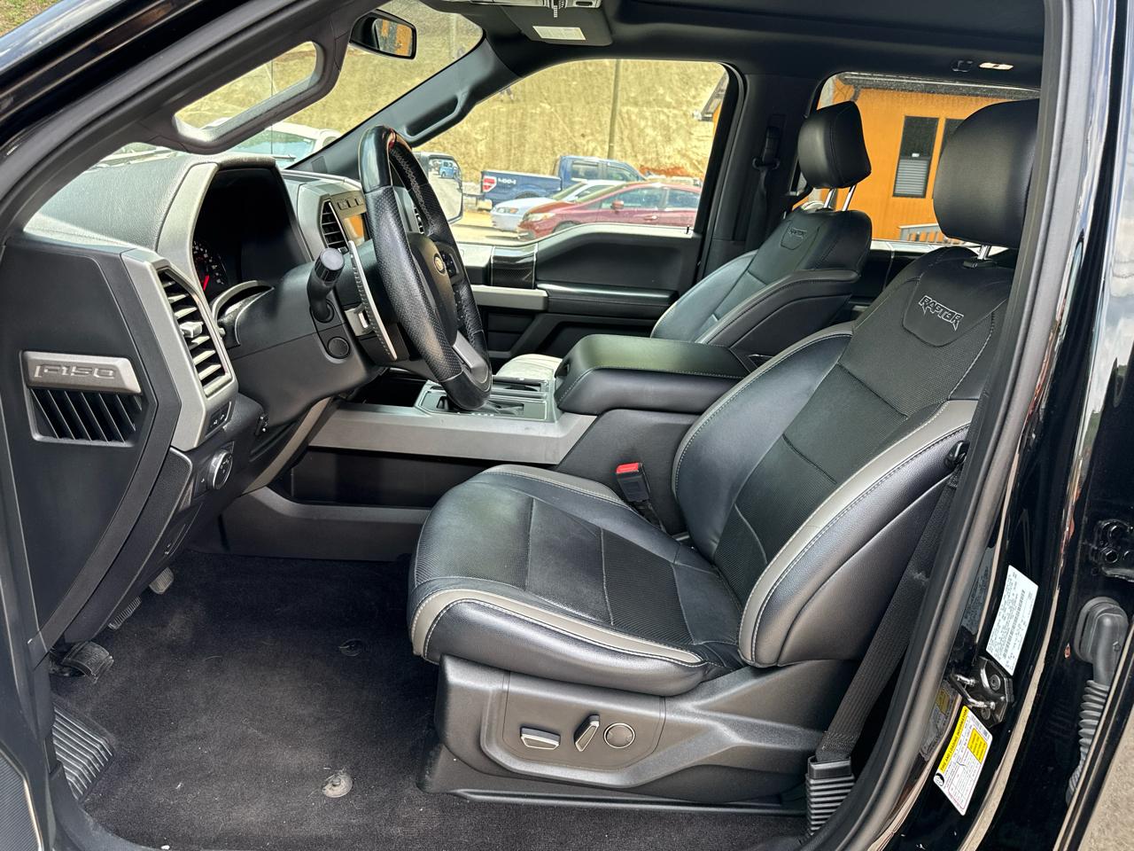 Ford F-150 Raptor SuperCrew 4WD 2018