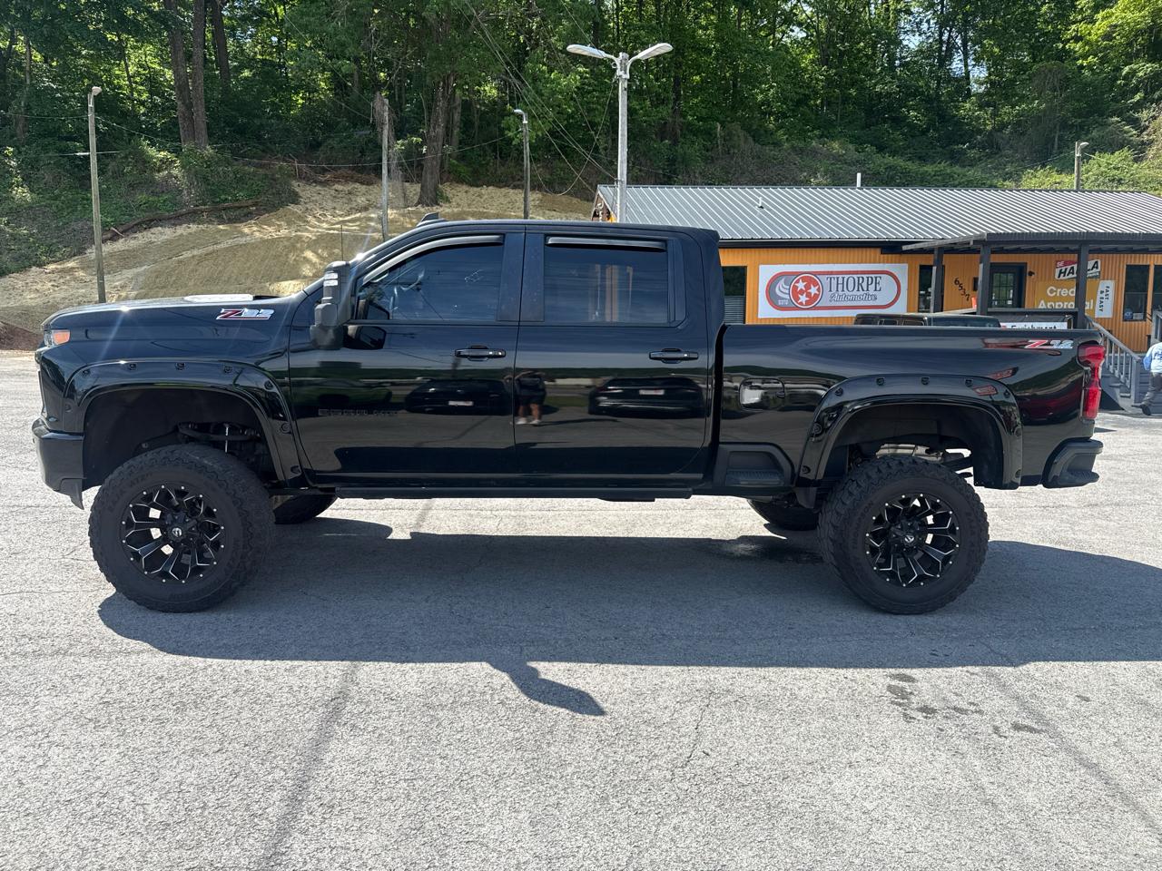 Chevrolet Silverado 2500HD LT Crew Cab Long Box 4WD 2020