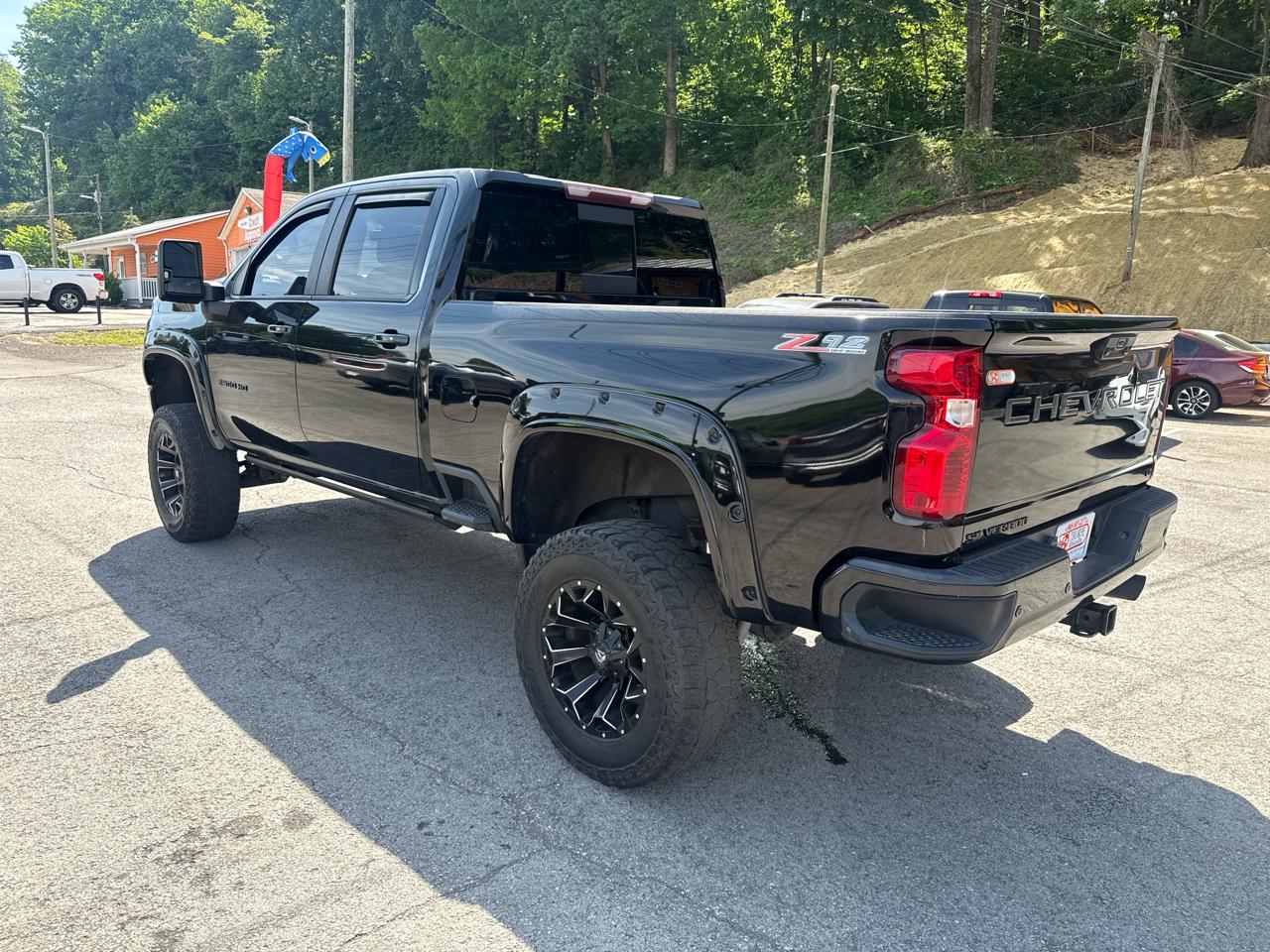 Chevrolet Silverado 2500HD LT Crew Cab Long Box 4WD 2020