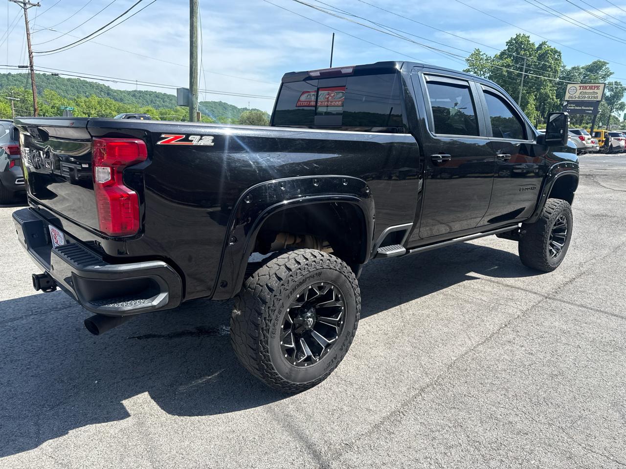 Chevrolet Silverado 2500HD LT Crew Cab Long Box 4WD 2020