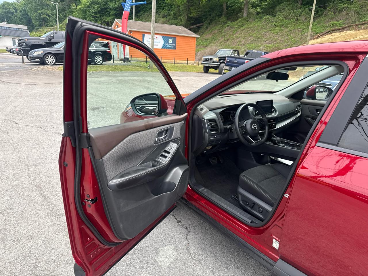 Nissan Rogue SV 2023
