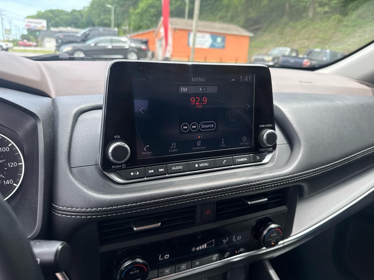 Nissan Rogue SV 2023