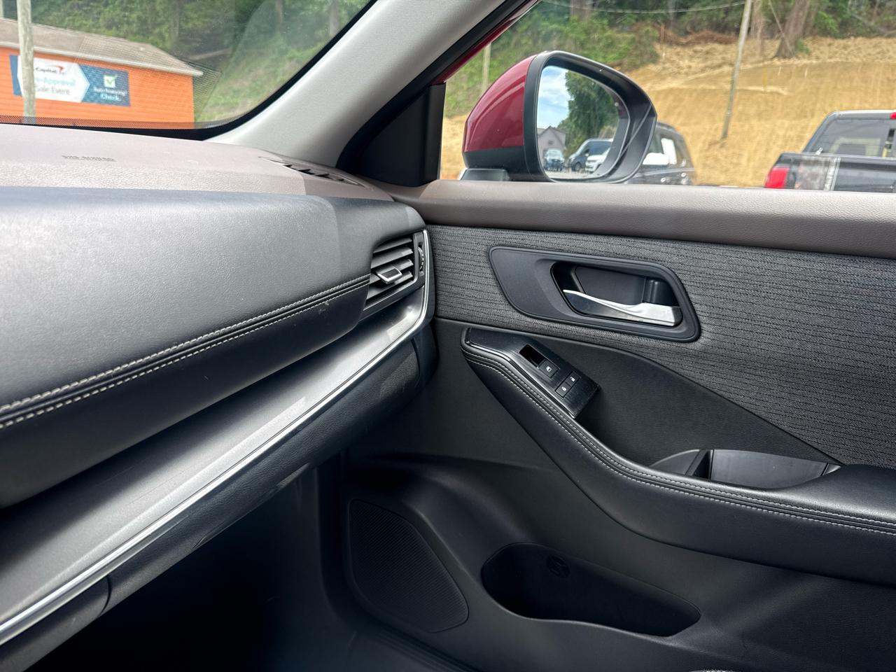 Nissan Rogue SV 2023