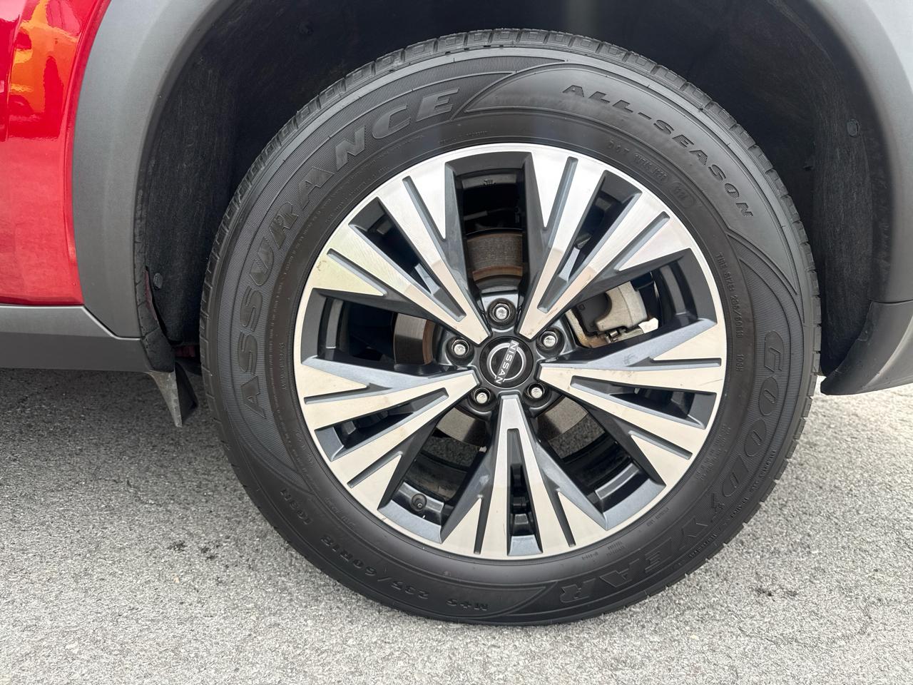 Nissan Rogue SV 2023