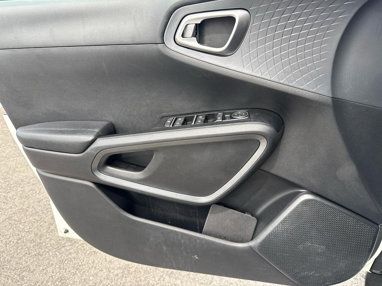Kia Soul LX CVT 2020