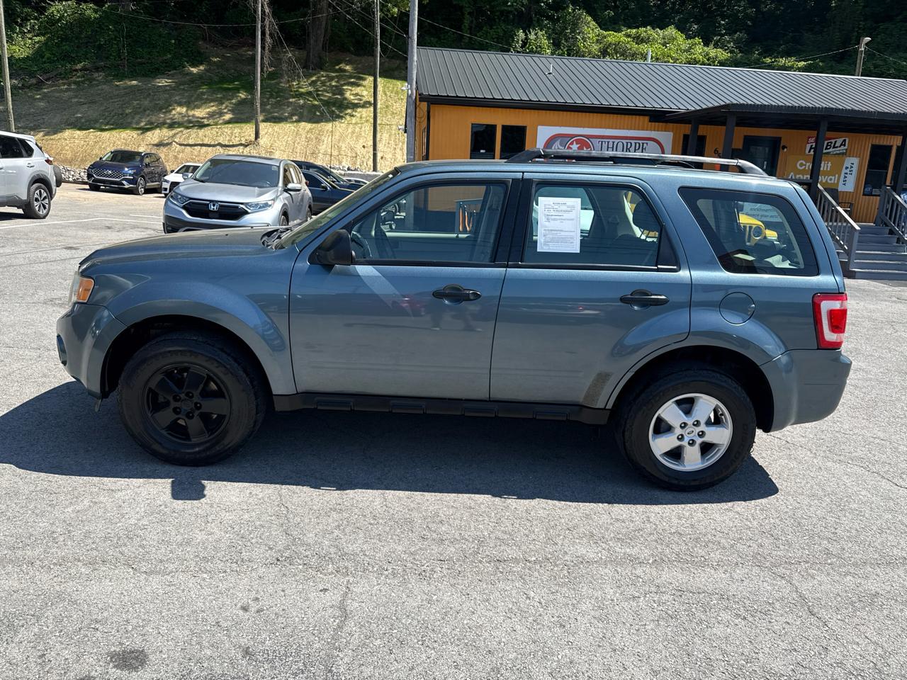 Ford Escape XLS FWD 2010