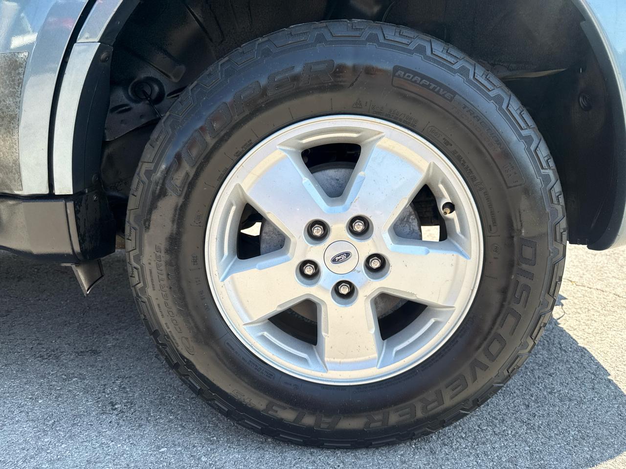 Ford Escape XLS FWD 2010