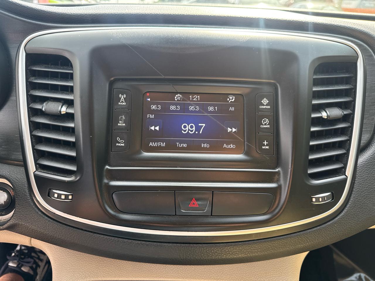 Chrysler 200 Limited 2015