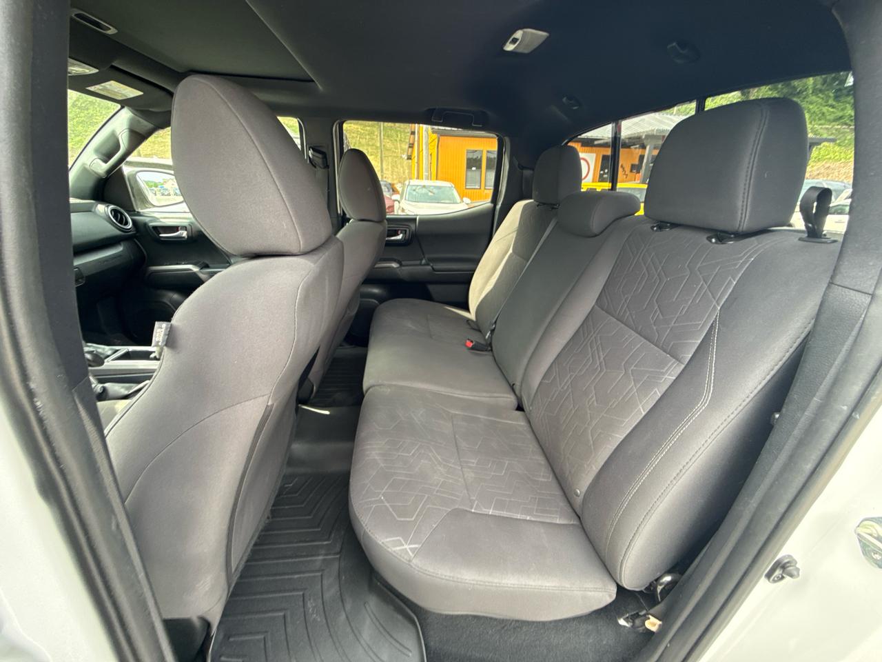 Toyota Tacoma SR5 Double Cab Long Bed V6 6AT 2WD 2017