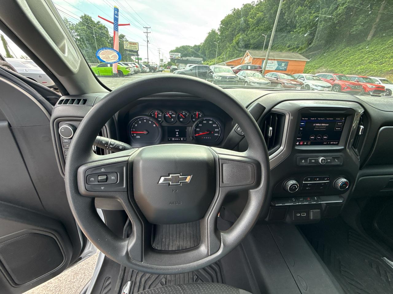 Chevrolet Silverado 1500 Custom Trail Boss Crew Cab Long Box 4WD 2021