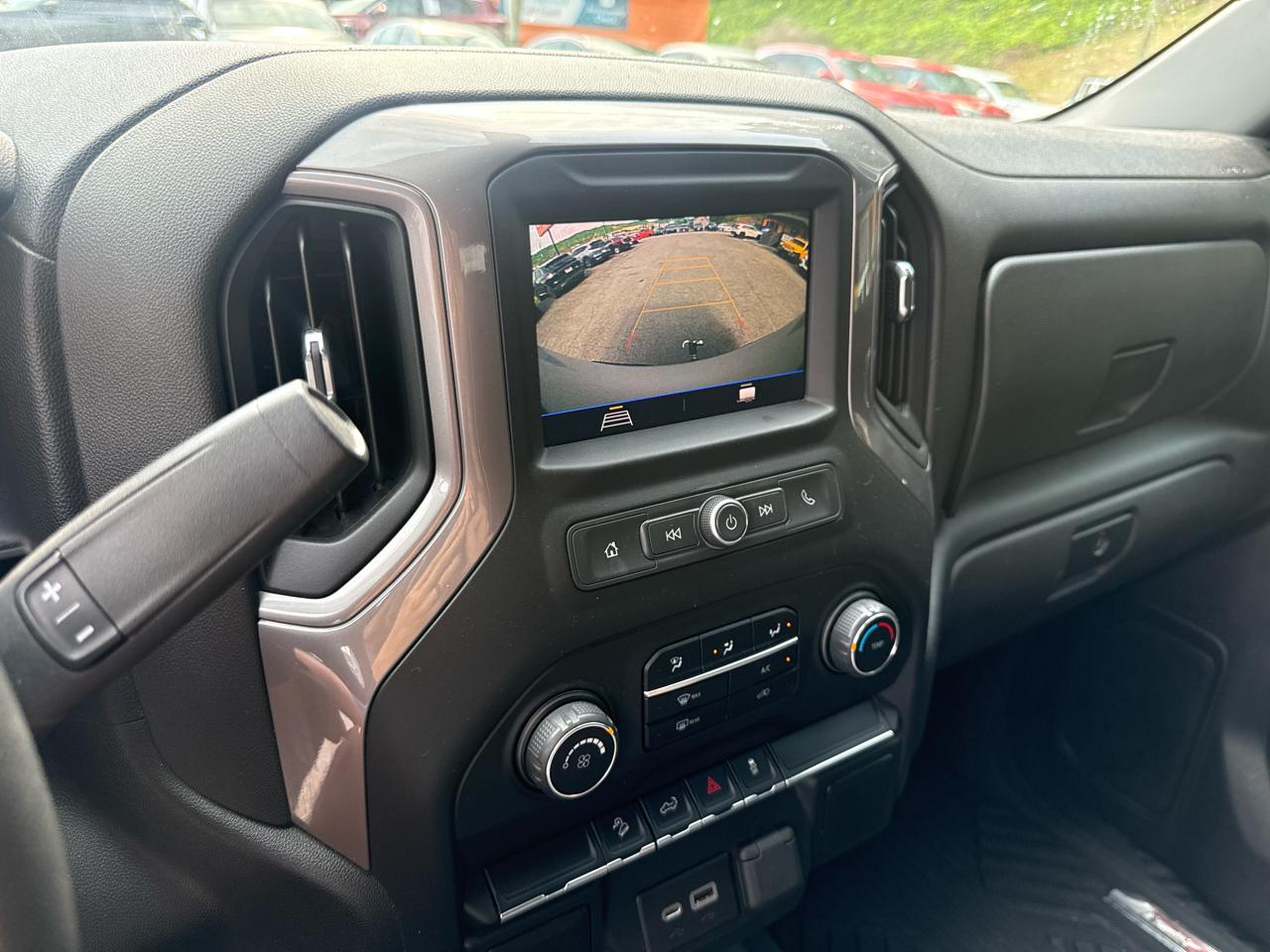 Chevrolet Silverado 1500 Custom Trail Boss Crew Cab Long Box 4WD 2021