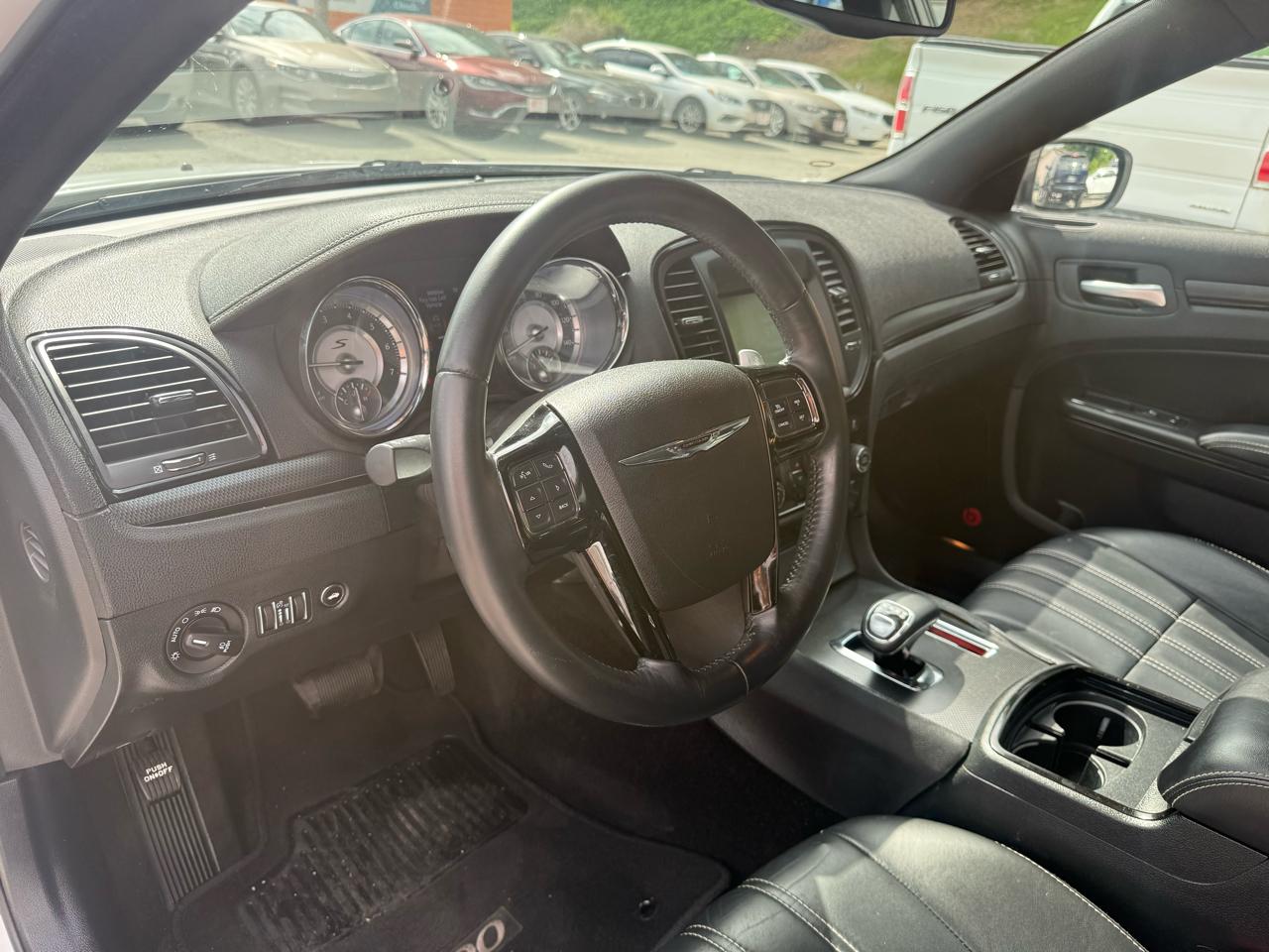 Chrysler 300 S V6 RWD 2014