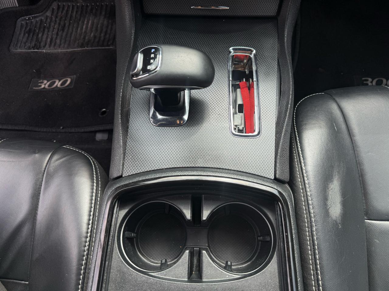 Chrysler 300 S V6 RWD 2014