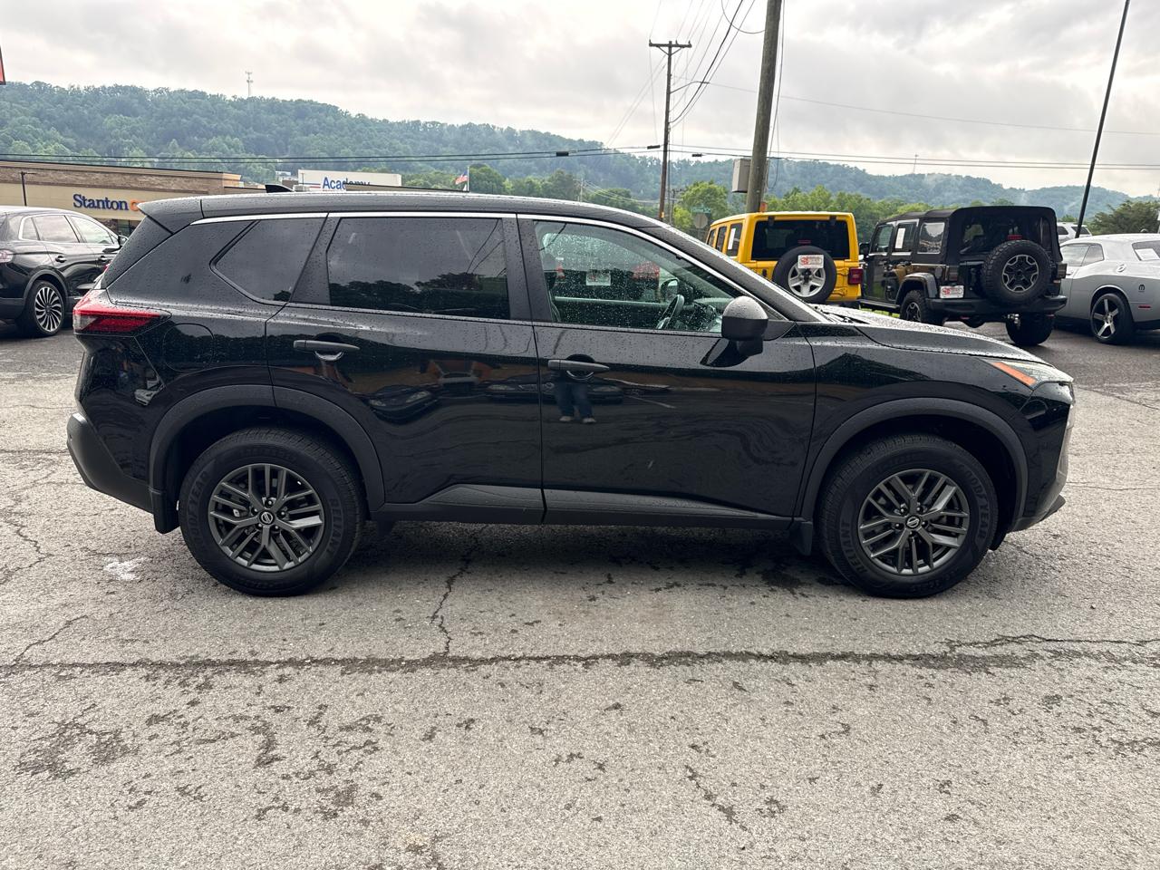 Nissan Rogue S 2021