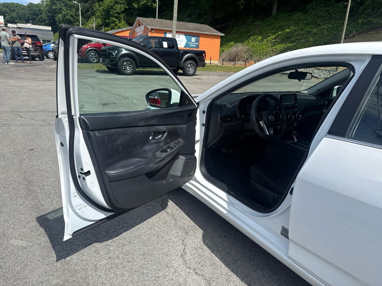Nissan Sentra SV 2024