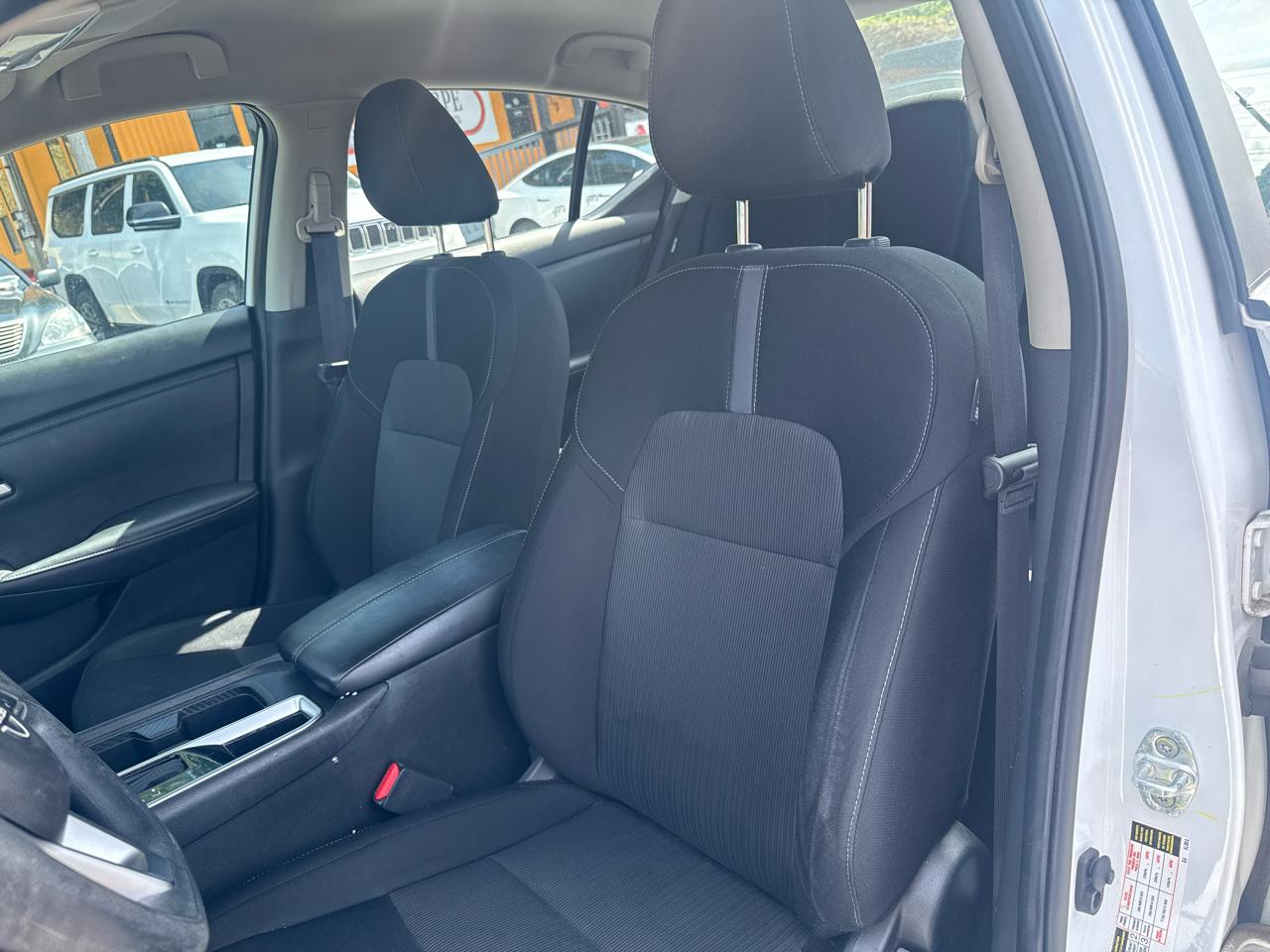 Nissan Sentra SV 2024