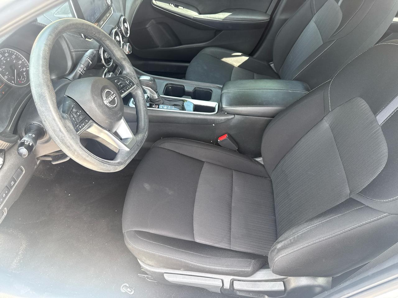 Nissan Sentra SV 2024