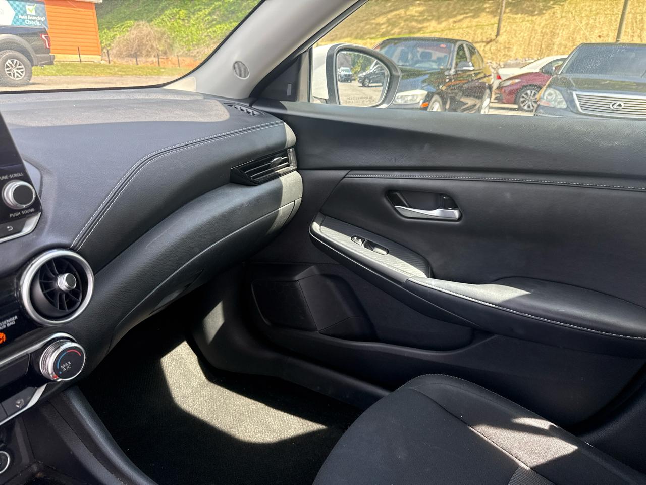 Nissan Sentra SV 2024