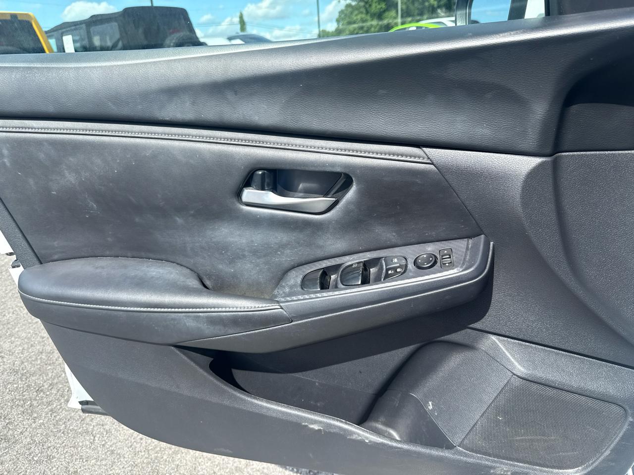 Nissan Sentra SV 2024