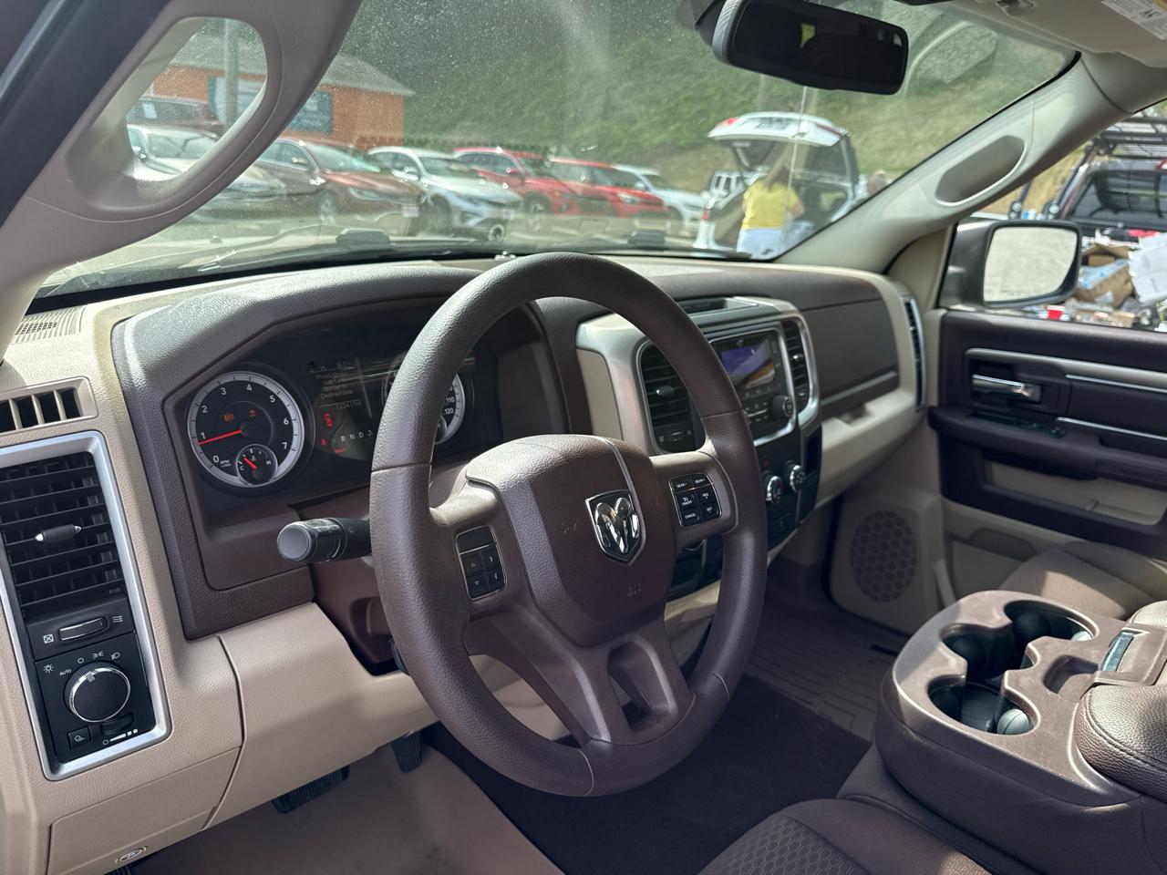RAM 1500 SLT Quad Cab 2WD 2013