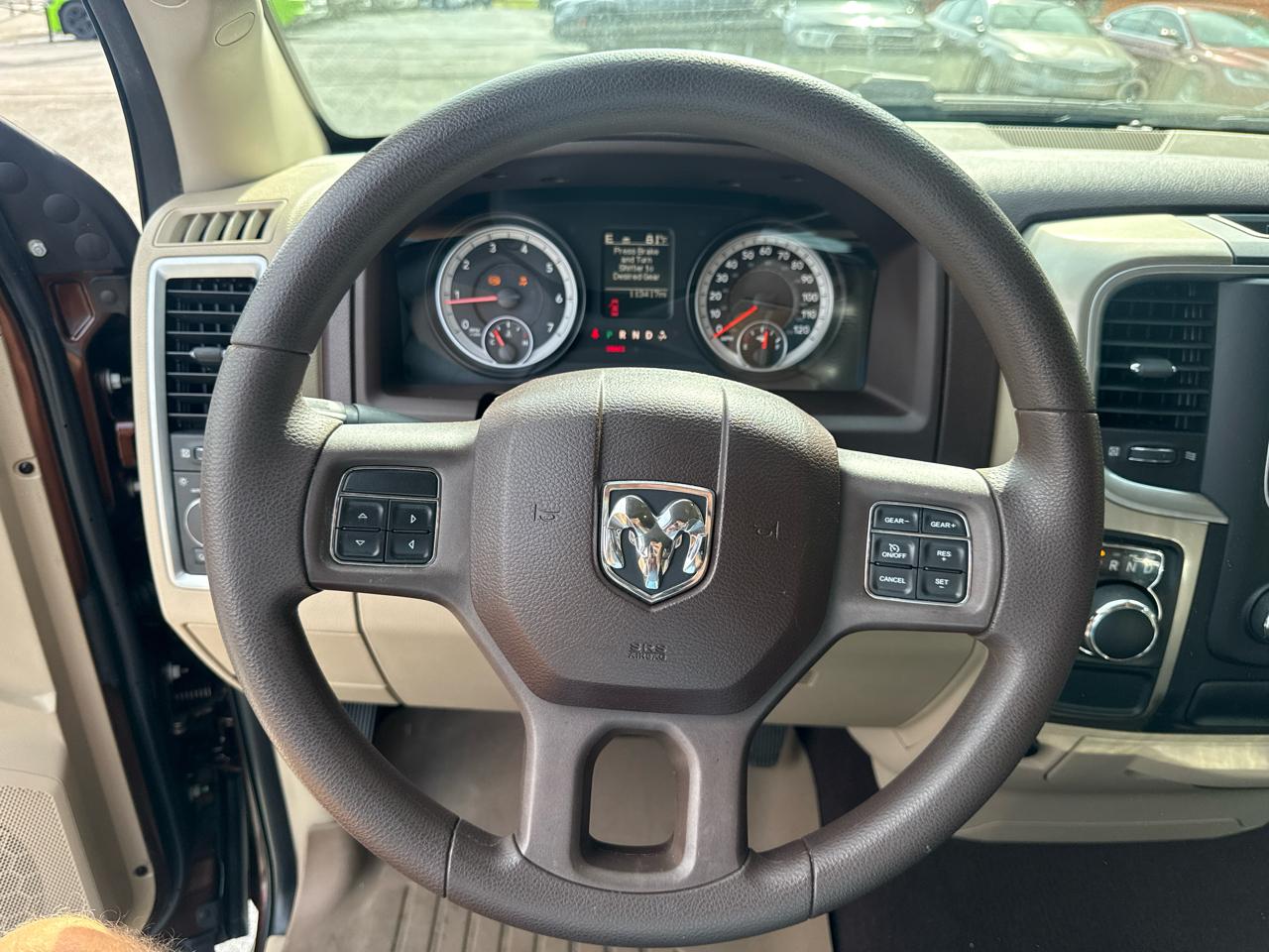 RAM 1500 SLT Quad Cab 2WD 2013