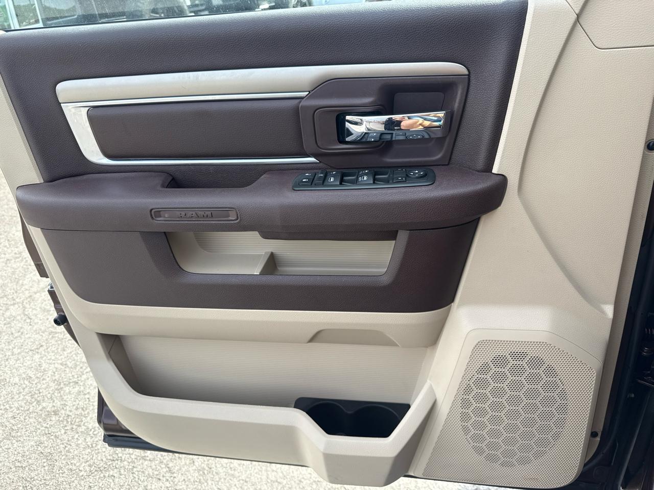 RAM 1500 SLT Quad Cab 2WD 2013