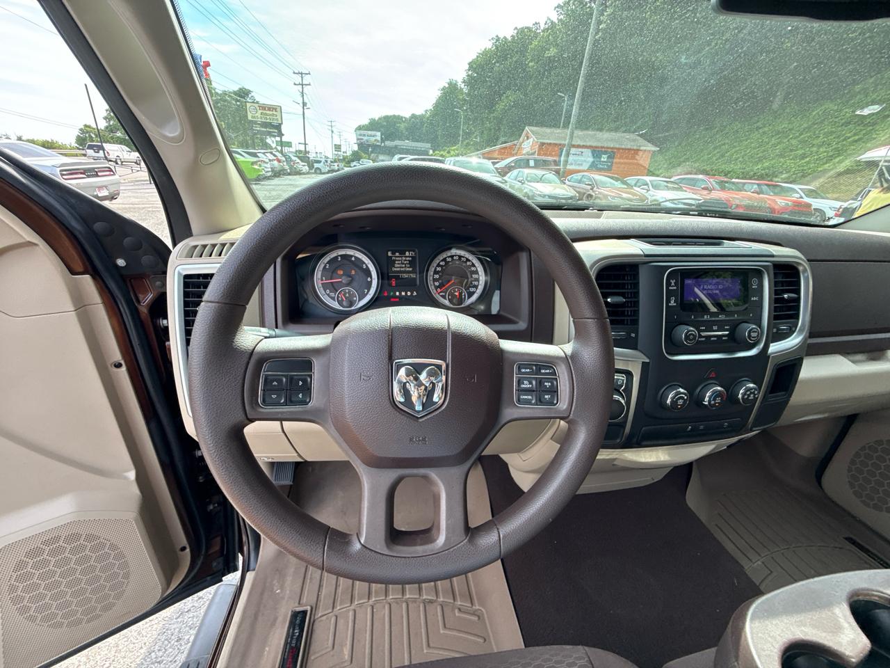 RAM 1500 SLT Quad Cab 2WD 2013