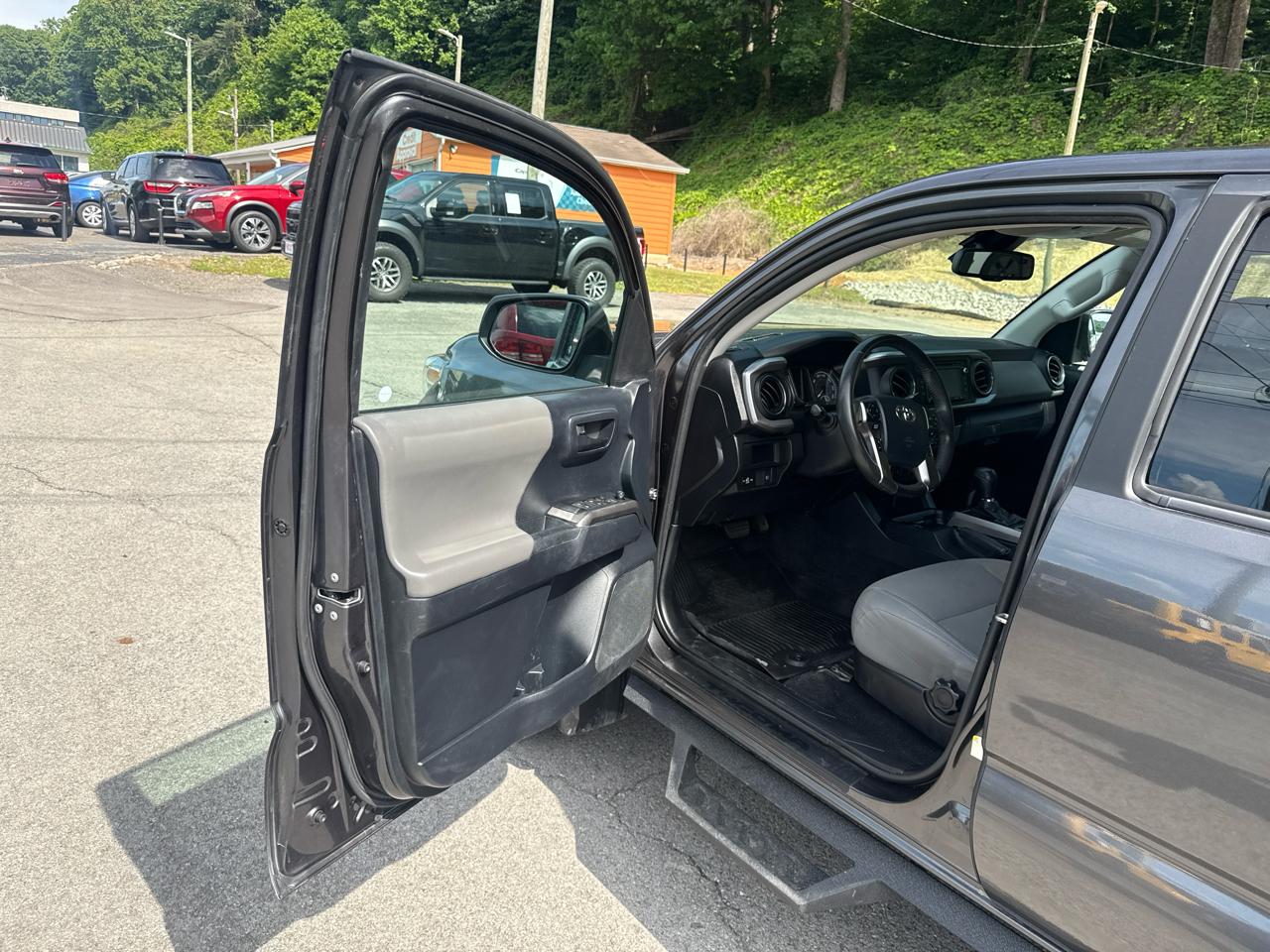 Toyota Tacoma SR5 Double Cab Long Bed V6 6AT 4WD 2019