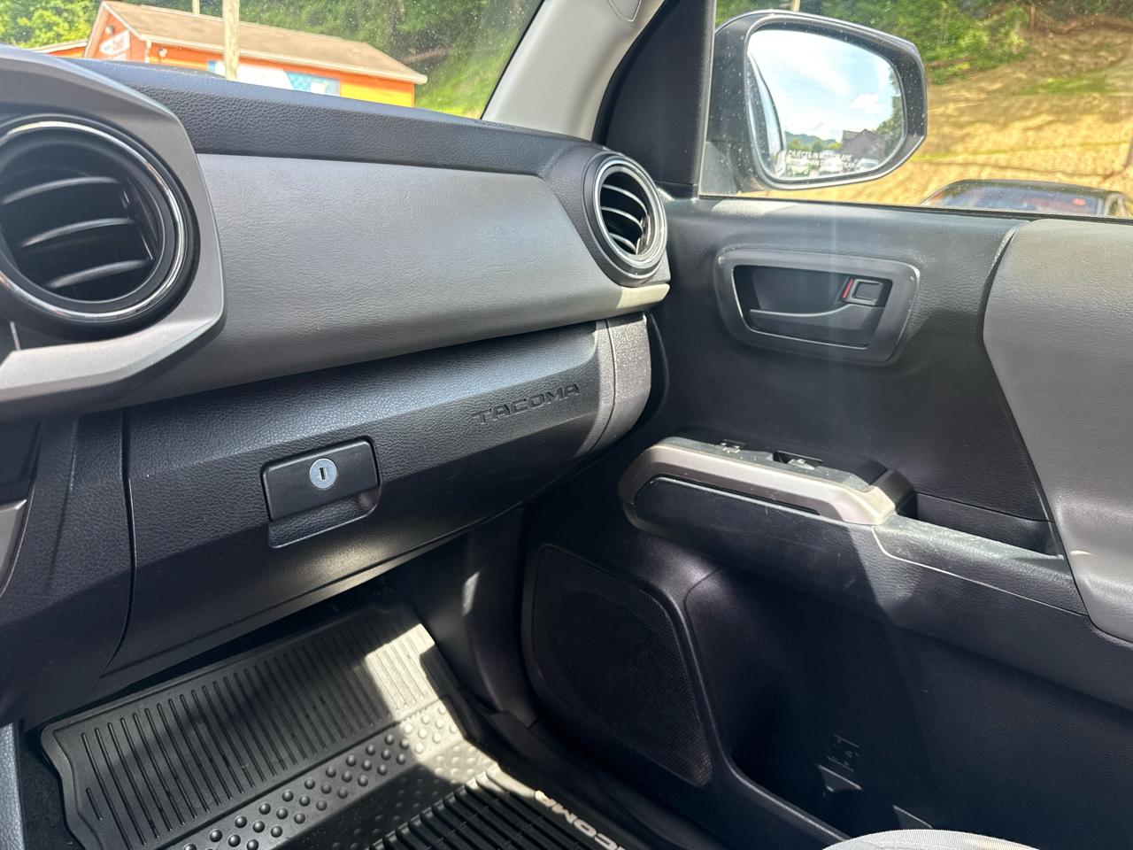 Toyota Tacoma SR5 Double Cab Long Bed V6 6AT 4WD 2019