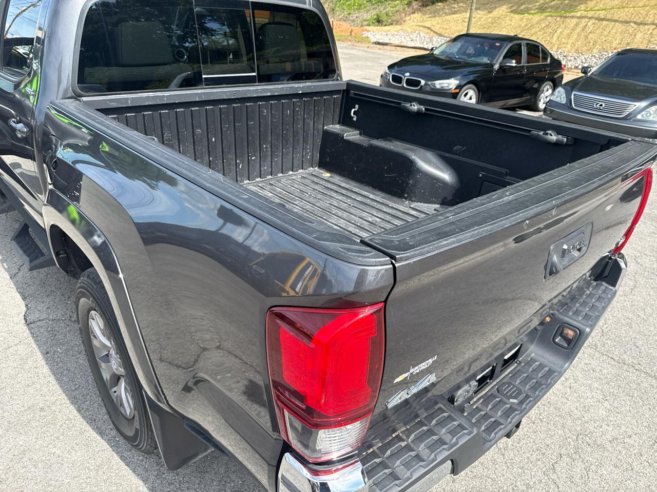 Toyota Tacoma SR5 Double Cab Long Bed V6 6AT 4WD 2019