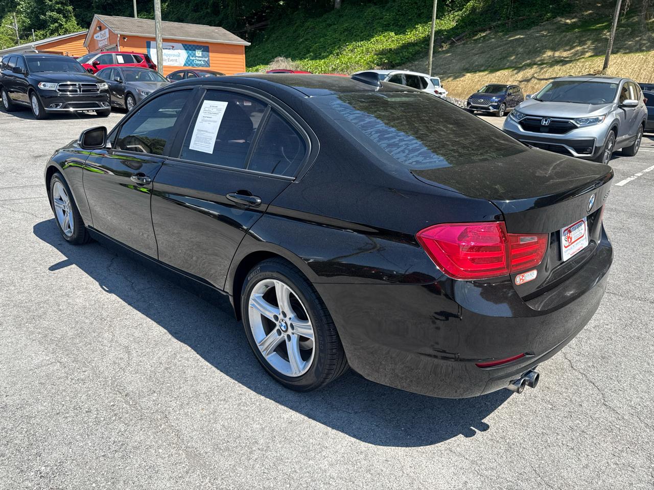 BMW 3-Series 328i Sedan 2013