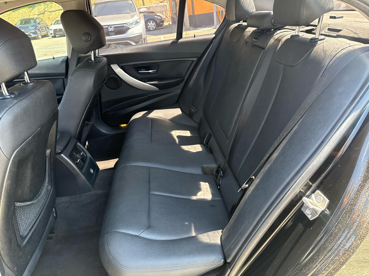 BMW 3-Series 328i Sedan 2013
