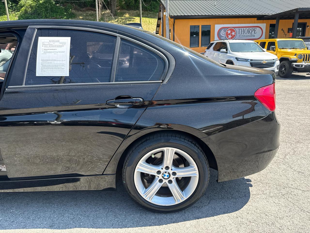 BMW 3-Series 328i Sedan 2013