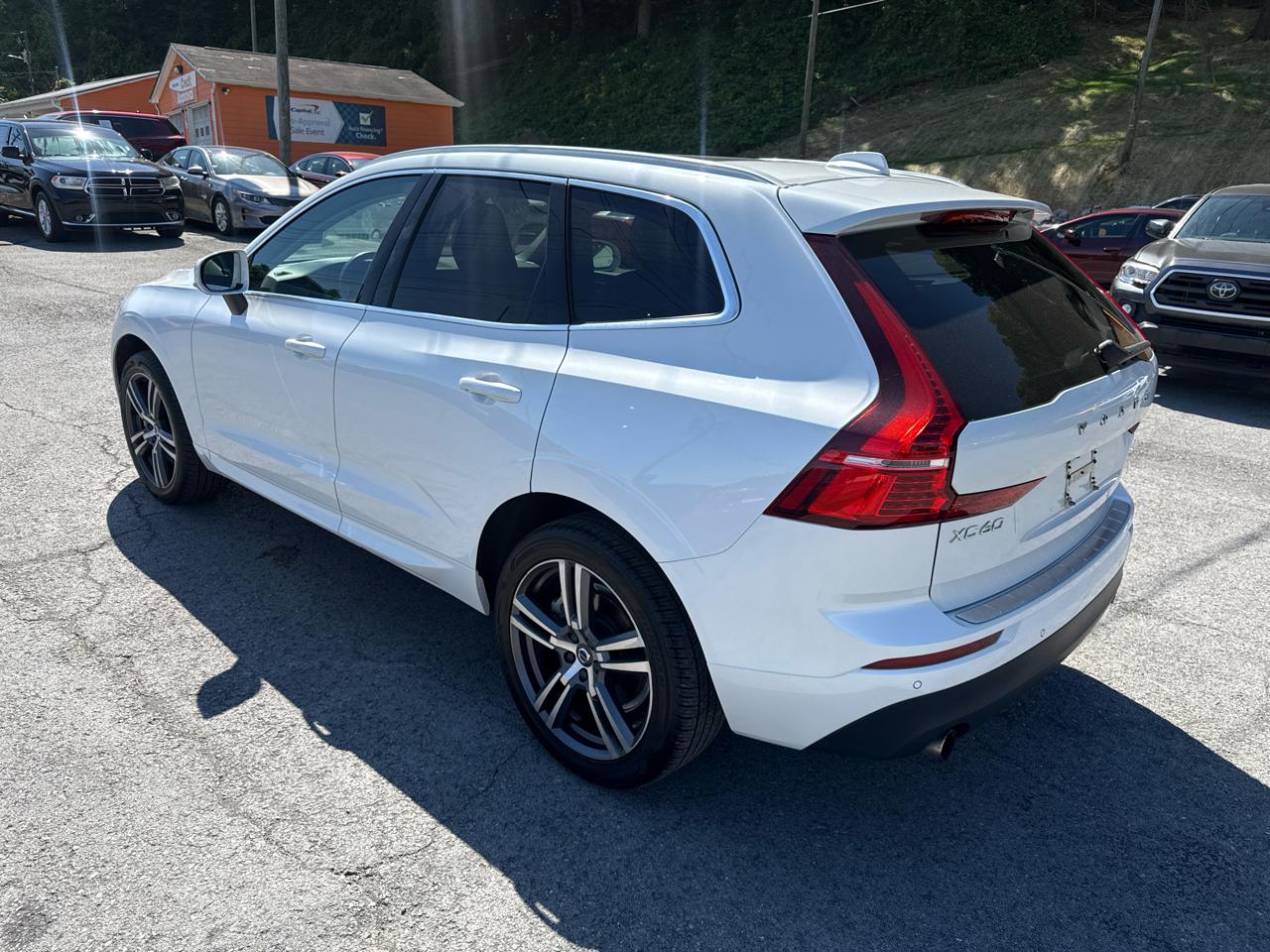 Volvo XC60 T6 Momentum AWD 2021
