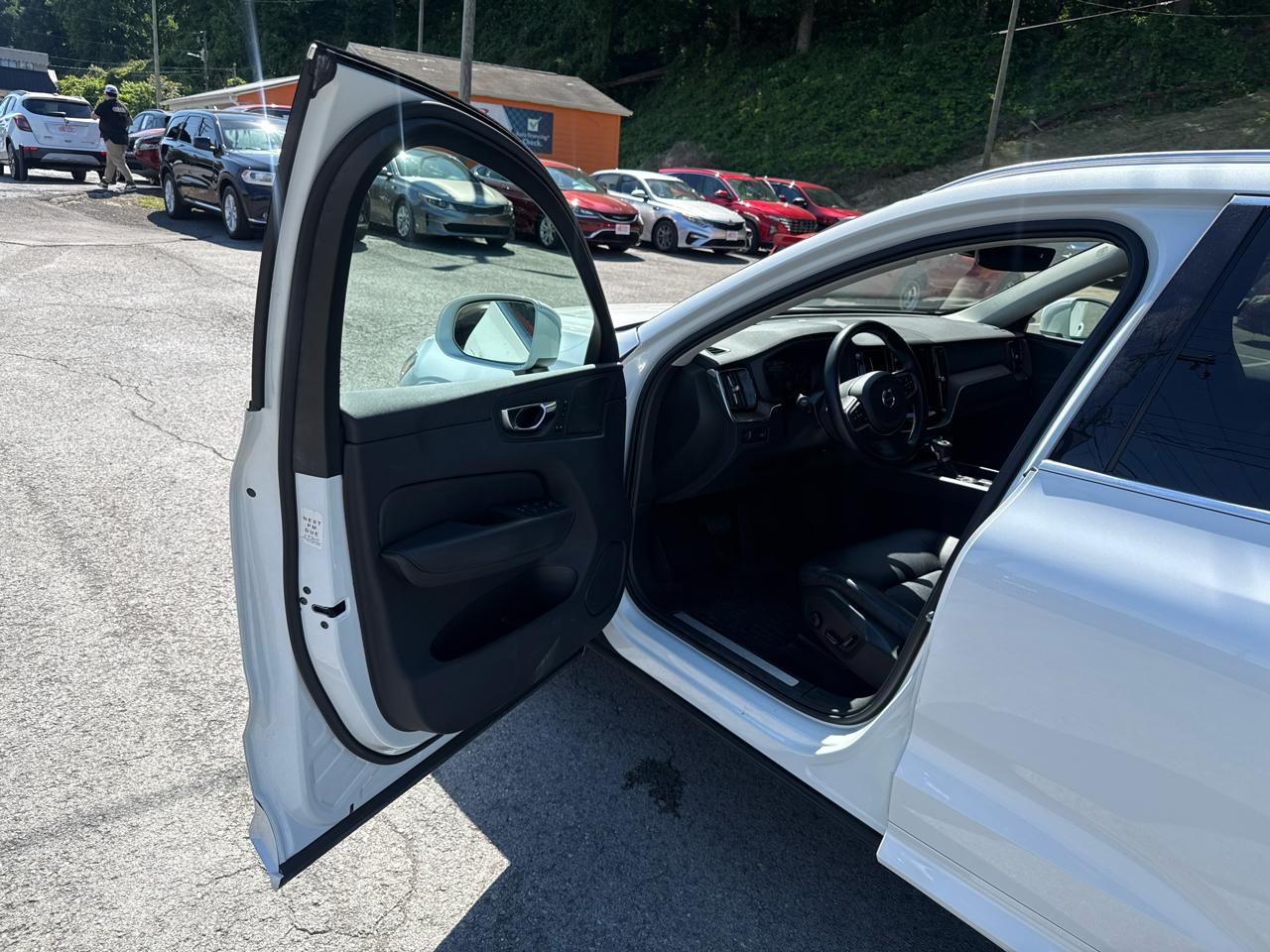 Volvo XC60 T6 Momentum AWD 2021