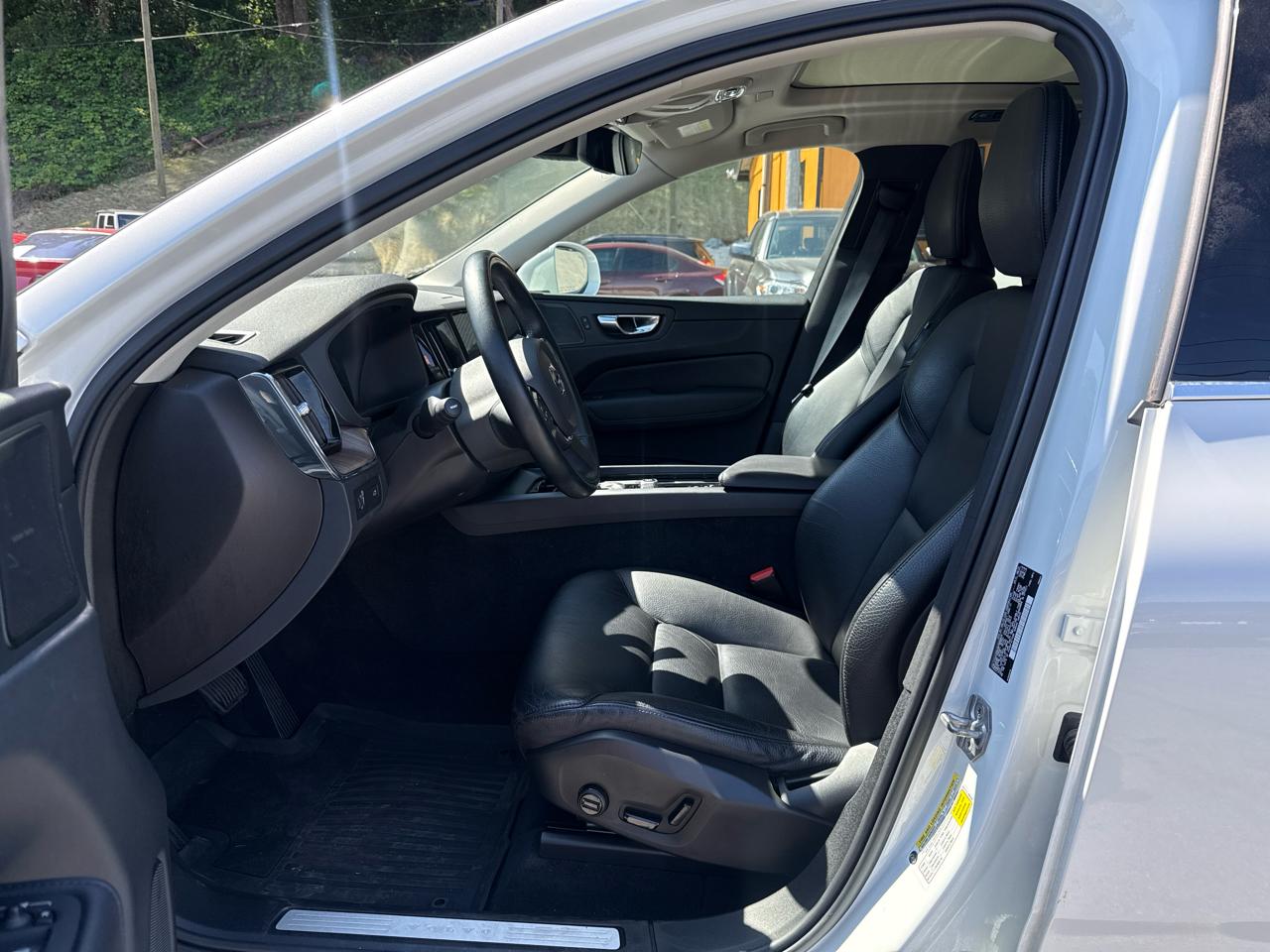 Volvo XC60 T6 Momentum AWD 2021