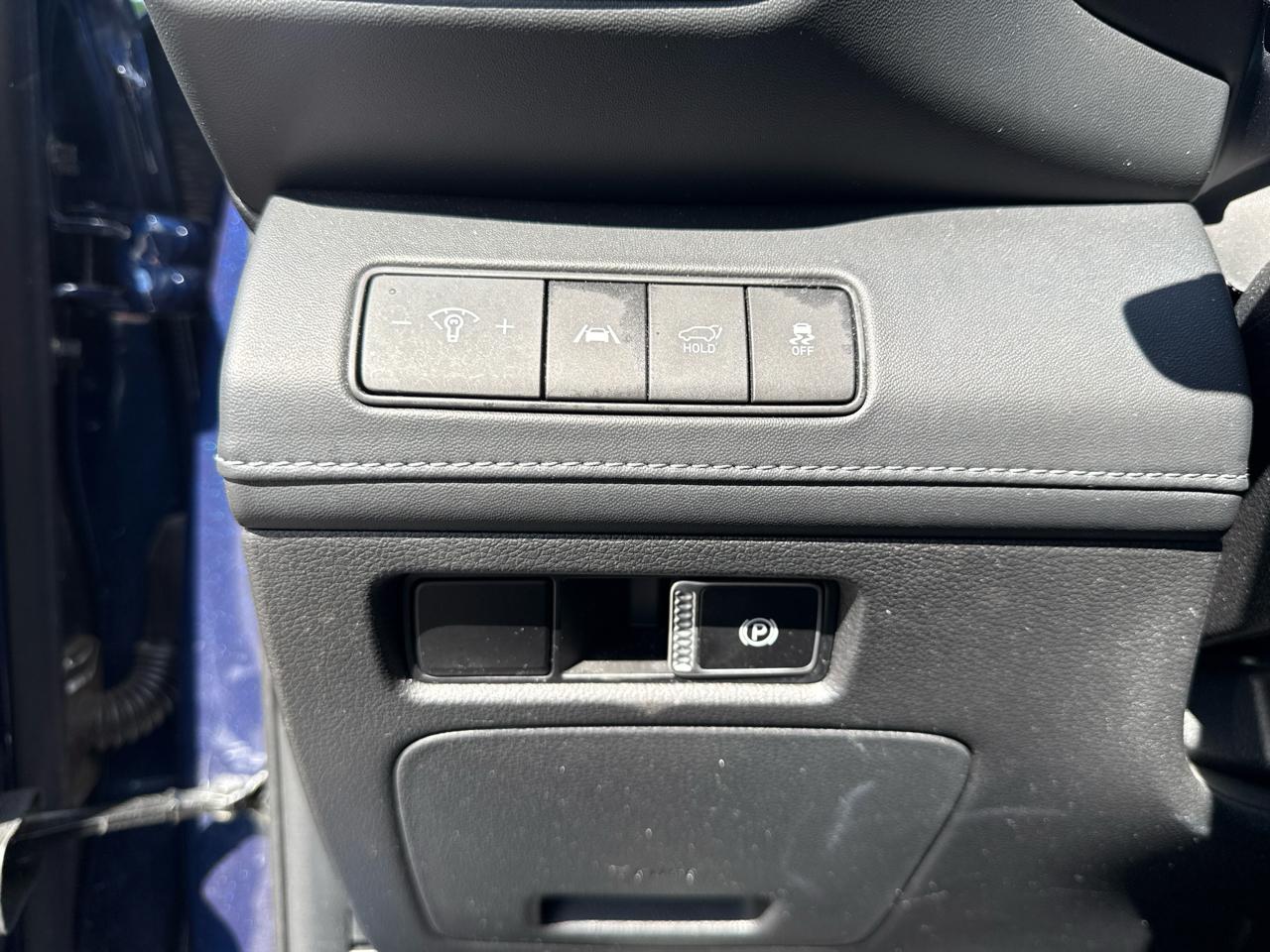 Hyundai Santa Fe Limited AWD 2022