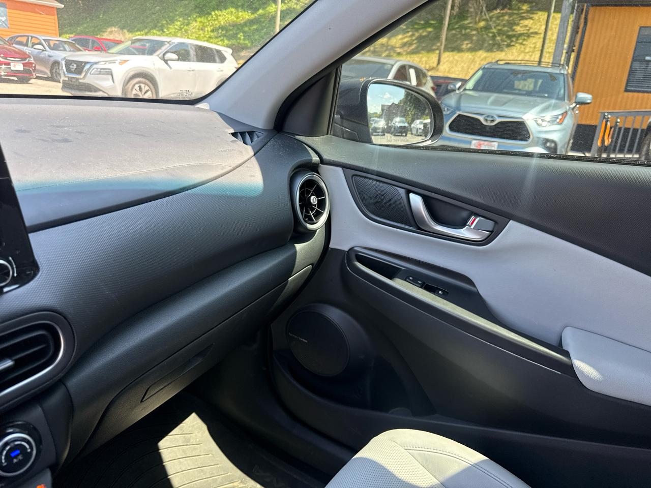 Hyundai Kona Limited AWD 2023