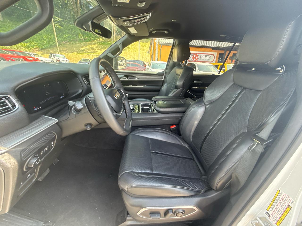 Jeep Wagoneer L Series II 4WD 2024