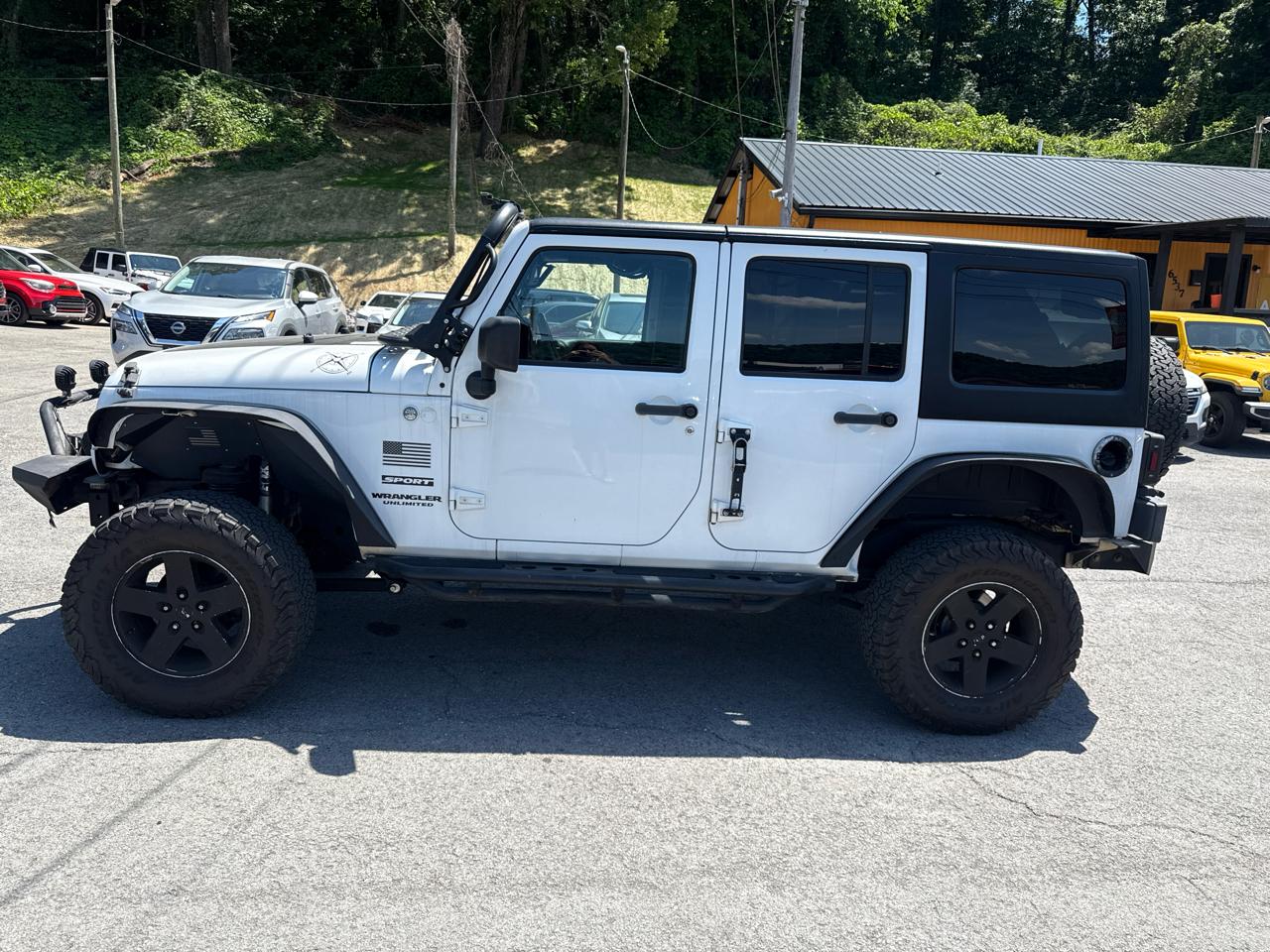 Jeep Wrangler Unlimited Sport 4WD 2011