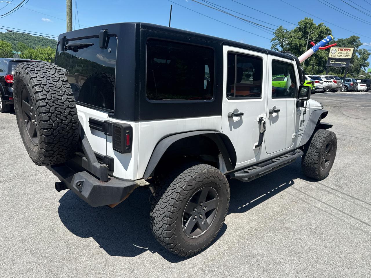 Jeep Wrangler Unlimited Sport 4WD 2011