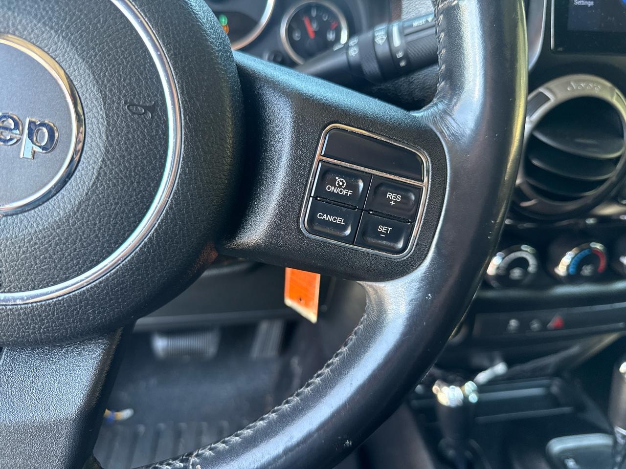 Jeep Wrangler Unlimited Sport 4WD 2011
